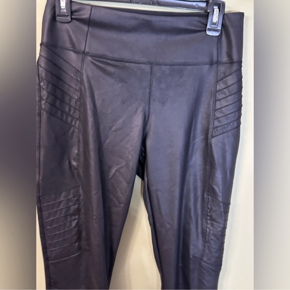 Athleta Delancey Gleam Moto Tight Leggings Black Size Medium Activewear - Picture 3 of 12